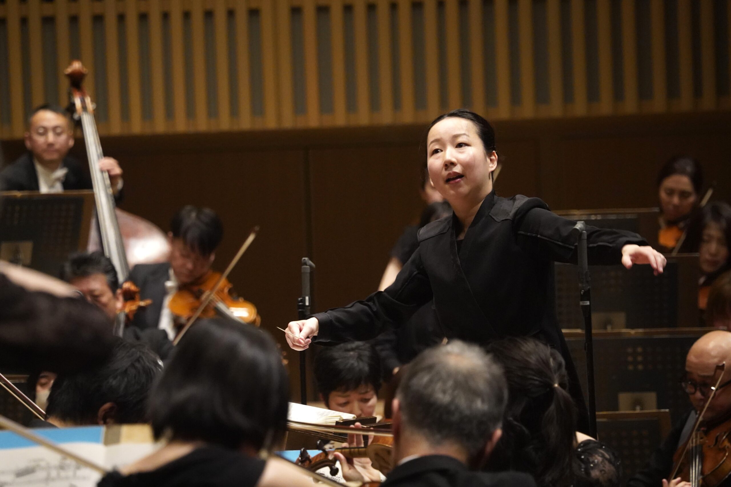 沖澤のどか、《英雄の生涯》 そして京響について語る | レコード芸術ONLINE